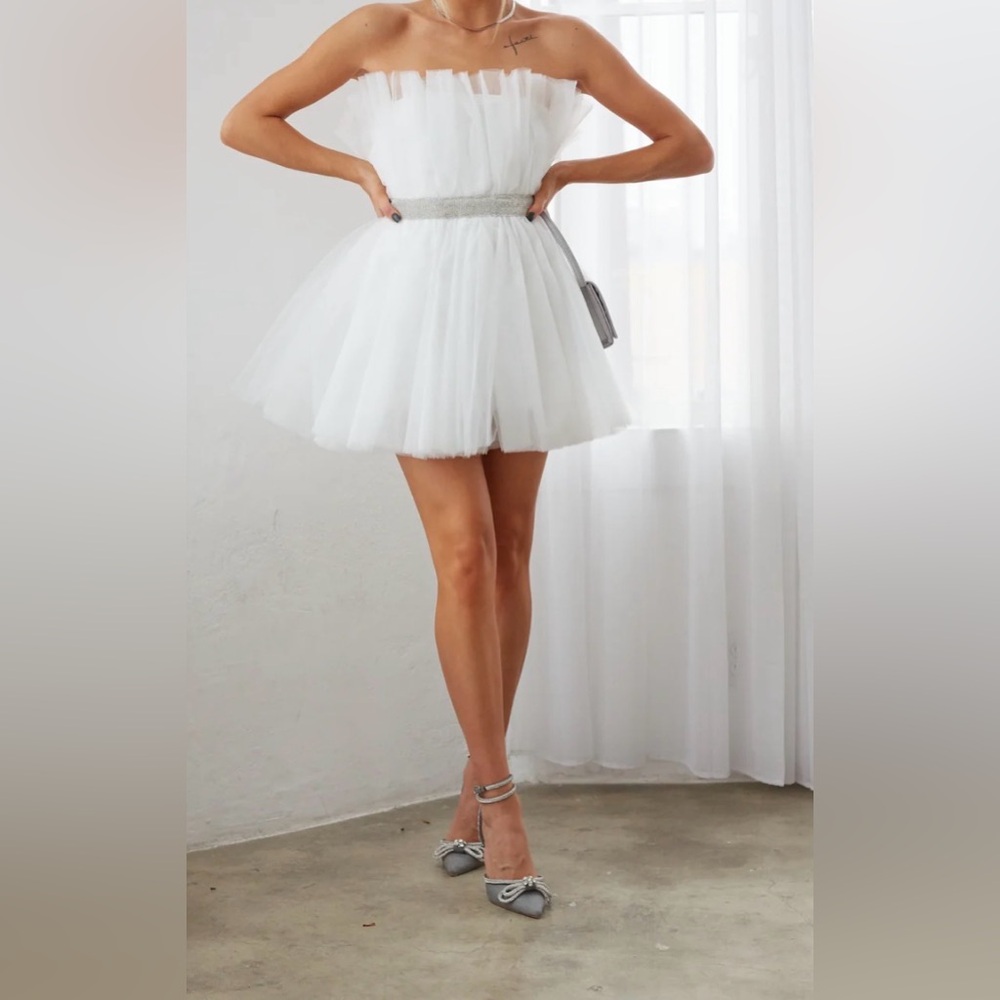 Bronx and Banco White Strapless Wedding Dress - Picture 10 of 10